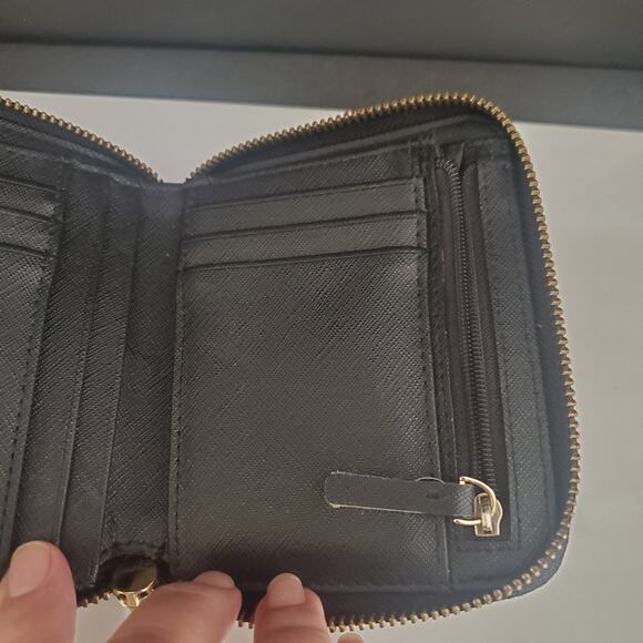 Kate Spade New York Zippered Bi-fold Wallet Travel Card Case Black - Picture 6 of 15